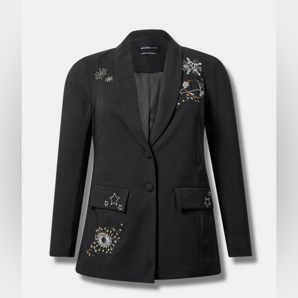 torrid Jackets & Blazers - ✨ TORRID Studio Refined Crepe Embroidered Classic Fit Blazer size 1